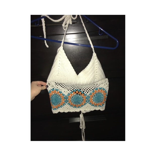 Off White Beachy Crochet Top - Picture 1 of 2